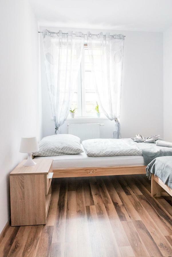 Apartamento Apartament Na Wyspie Piasek Kłodzko Exterior foto